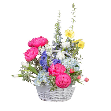 🌷 Garden Delight: Fresh Spring Flower Basket