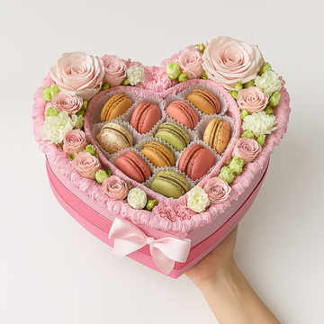 Heart-Shaped Macaron & Flower Gift Box in Soft Pink