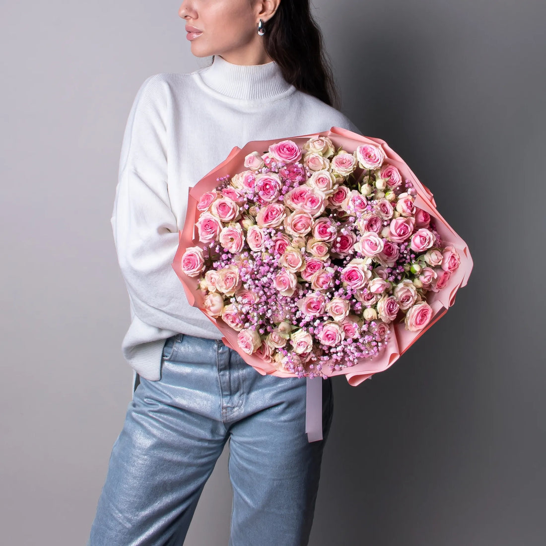 🌸 Pink Dream – Elegant 50 Rose & Baby’s Breath Bouquet